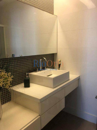 Imagem Apartamento com 3 Quartos à Venda, 229 m² em Barra Da Tijuca - Rio De Janeiro