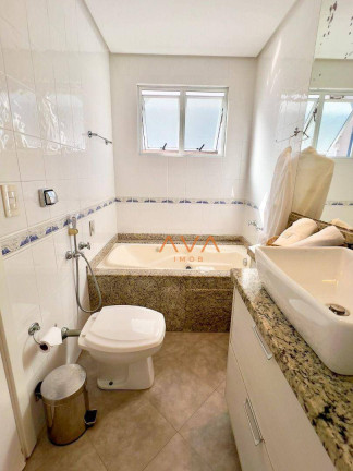 Imagem Apartamento com 4 Quartos à Venda, 151 m² em Centro - Florianópolis Imagem Apartamento com 4 Quartos à Venda, 151 m² em Centro - Florianópolis