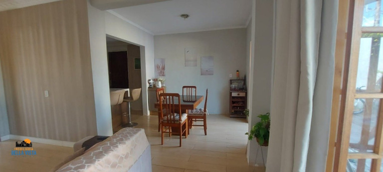 Imagem Sobrado com 4 Quartos à Venda, 242 m² em Centro - São Vicente Imagem Sobrado com 4 Quartos à Venda, 242 m² em Centro - São Vicente