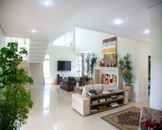 Imagem Sobrado com 5 Quartos à Venda ou Locação, 547 m² em Alphaville - Santana De Parnaíba Imagem Sobrado com 5 Quartos à Venda ou Locação, 547 m² em Alphaville - Santana De Parnaíba
