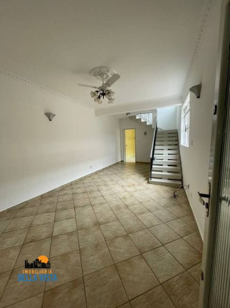 Casa com 4 Quartos para Alugar,  em Vila Valença - São Vicente