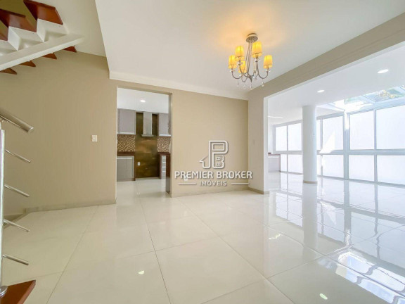 Imagem Casa com 4 Quartos à Venda, 320 m² em Alto - Teresópolis Imagem Casa com 4 Quartos à Venda, 320 m² em Alto - Teresópolis