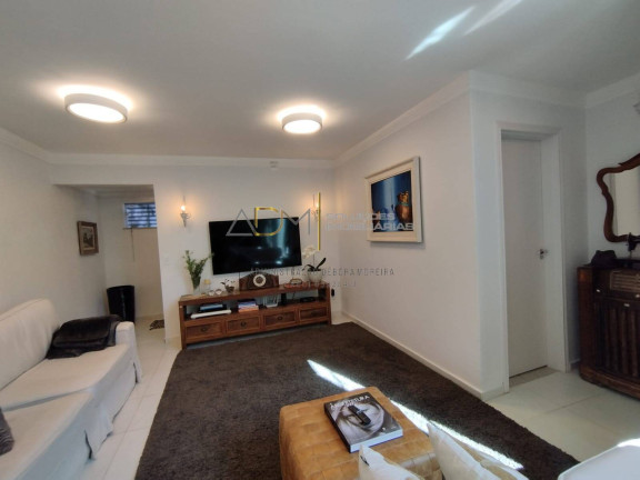 Imagem Casa com 3 Quartos à Venda, 270 m² em Centro - Botucatu