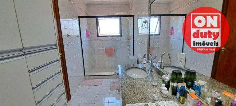 Imagem Cobertura com 3 Quartos à Venda, 156 m² em Embaré - Santos