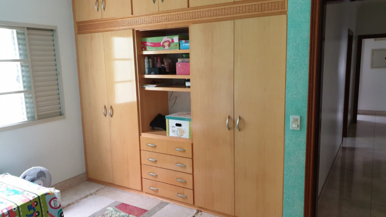 Imagem Casa com 3 Quartos à Venda, 160 m² em Jardim Caieira - Limeira Imagem Casa com 3 Quartos à Venda, 160 m² em Jardim Caieira - Limeira