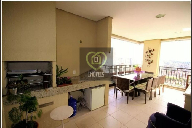 Imagem Apartamento com 3 Quartos à Venda, 223 m² em Vila Romana - São Paulo