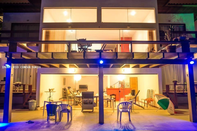 Imagem Casa com 6 Quartos à Venda, 500 m² em Ferradura - Armação Dos Búzios Imagem Casa com 6 Quartos à Venda, 500 m² em Ferradura - Armação Dos Búzios