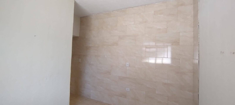 Imagem Casa com 1 Quarto para Alugar, em Jardim Dona Sinhá - São Paulo Imagem Casa com 1 Quarto para Alugar, em Jardim Dona Sinhá - São Paulo
