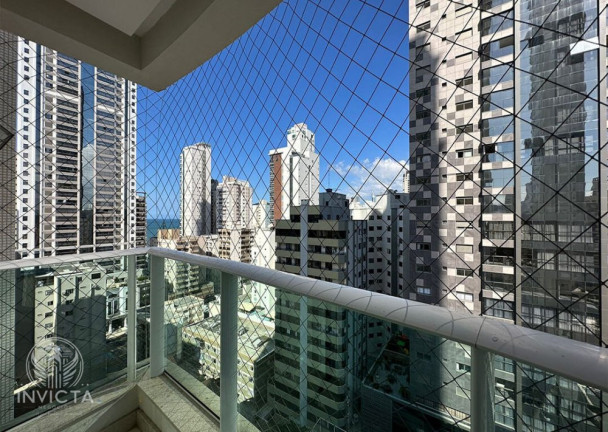 Imagem Apartamento com 3 Quartos à Venda, 151 m² em Centro - Balneário Camboriú