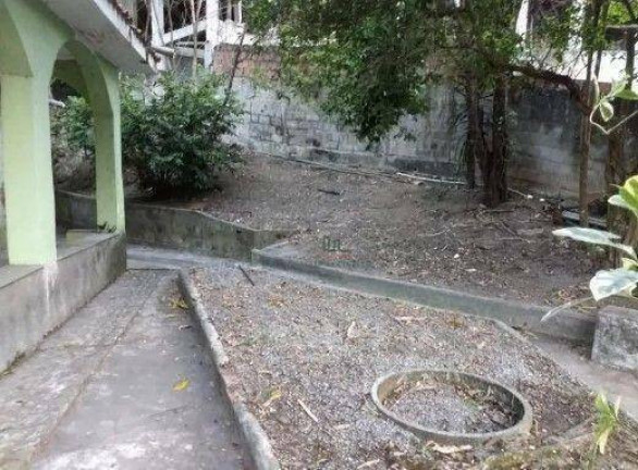 Imagem Casa com 6 Quartos à Venda, 190 m² em Baldeador - Niterói Imagem Casa com 6 Quartos à Venda, 190 m² em Baldeador - Niterói