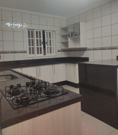 Casa com 3 Quartos à Venda, 209 m² em Jardim Rubi - Mogi Das Cruzes