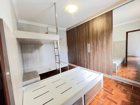 Imagem Sobrado com 3 Quartos à Venda, 196 m² em Country - Cascavel Imagem Sobrado com 3 Quartos à Venda, 196 m² em Country - Cascavel
