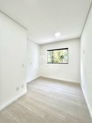 Imagem Casa com 3 Quartos à Venda, 114 m² em Jaraguá 99 - Jaraguá Do Sul