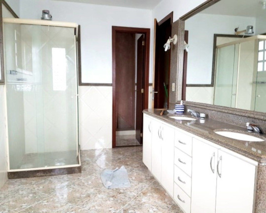 Imagem Casa com 4 Quartos à Venda, 305 m² em Vale Do Paraíso - Teresópolis