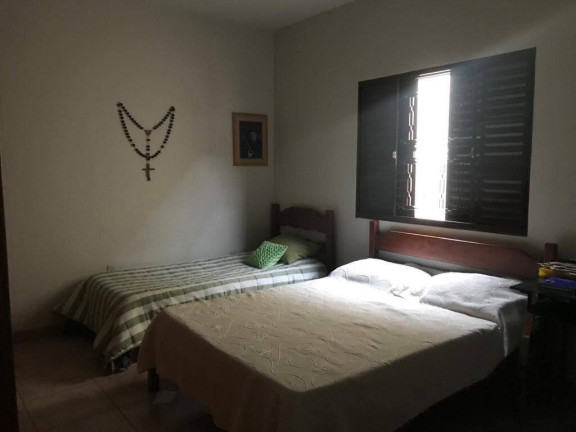 Imagem Casa com 3 Quartos à Venda, em Granjas Santa Terezinha - Taubaté Imagem Casa com 3 Quartos à Venda, em Granjas Santa Terezinha - Taubaté