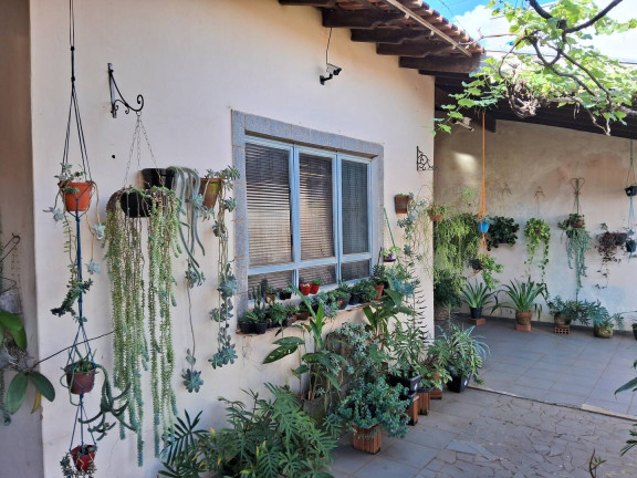 Casa com 3 Quartos à Venda,  em Jardim Solange - Bauru