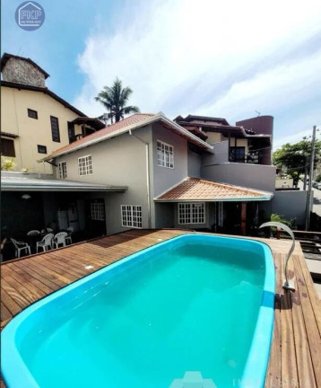 Casa com 3 Quartos à Venda, 178 m² em Ariribá - Balneário Camboriú