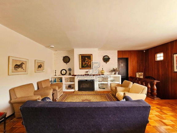 Imagem Casa com 7 Quartos à Venda, 450 m² em Albuquerque - Teresópolis Imagem Casa com 7 Quartos à Venda, 450 m² em Albuquerque - Teresópolis