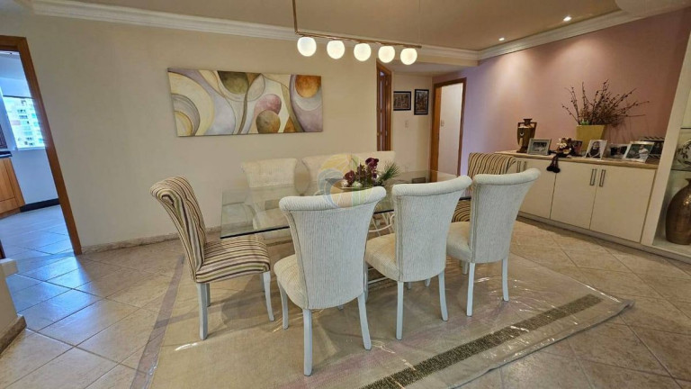 Imagem Apartamento com 3 Quartos à Venda, 256 m² em Pioneiros - Balneário Camboriú