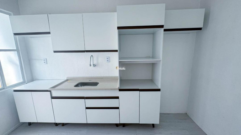 Imagem Imóvel com 1 Quarto à Venda, 20 m² em Santa Tereza - Porto Alegre Imagem Imóvel com 1 Quarto à Venda, 20 m² em Santa Tereza - Porto Alegre