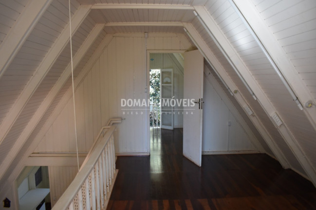 Imagem Casa com 2 Quartos à Venda, 178 m² em Região Do Jaguaribe - Campos Do Jordão Imagem Casa com 2 Quartos à Venda, 178 m² em Região Do Jaguaribe - Campos Do Jordão
