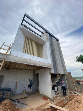 Casa de Condomínio à Venda,  em Ribeirão Do Lipa - Cuiabá