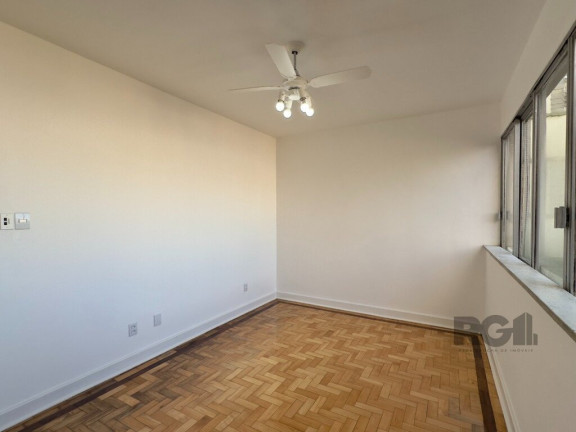 Imagem Apartamento com 3 Quartos à Venda, 170 m² em Centro Histórico - Porto Alegre Imagem Apartamento com 3 Quartos à Venda, 170 m² em Centro Histórico - Porto Alegre