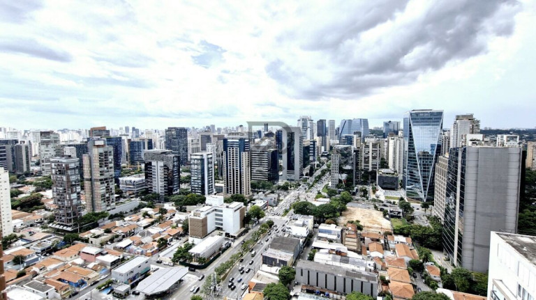 Imagem Apartamento com 3 Quartos à Venda, 135 m² em Itaim Bibi - São Paulo Imagem Apartamento com 3 Quartos à Venda, 135 m² em Itaim Bibi - São Paulo