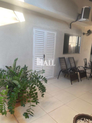 Imagem Casa com 3 Quartos à Venda, 264 m² em Parque Industrial - São José Do Rio Preto Imagem Casa com 3 Quartos à Venda, 264 m² em Parque Industrial - São José Do Rio Preto