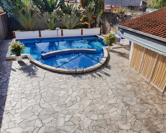 Imagem Imóvel com 4 Quartos à Venda, 880 m² em Cajuru - Sorocaba