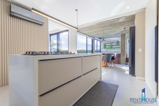 Imagem Casa com 3 Quartos à Venda, 431 m² em Santa Regina - Camboriú