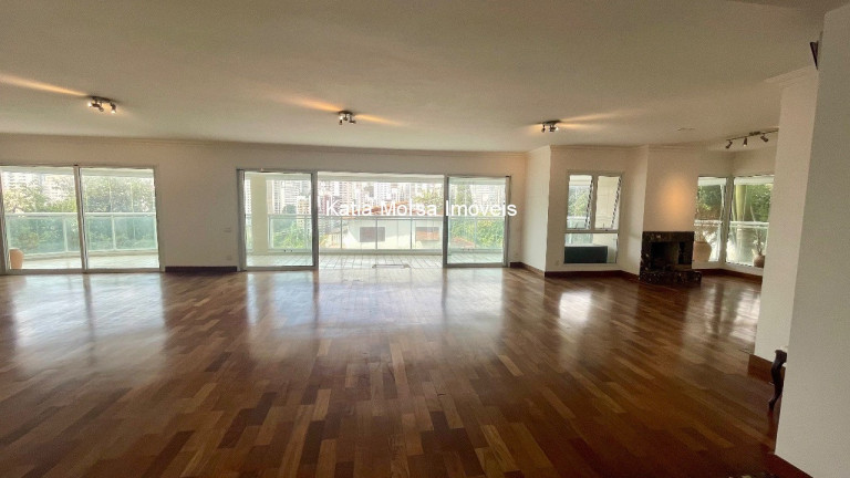 Imagem Imóvel com 4 Quartos à Venda, 438 m² em Pacaembu - São Paulo Imagem Imóvel com 4 Quartos à Venda, 438 m² em Pacaembu - São Paulo