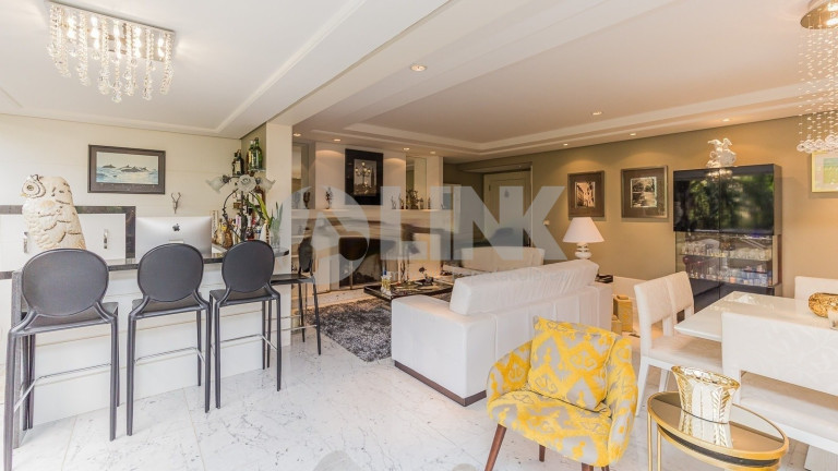 Imagem Apartamento com 4 Quartos à Venda, 190 m² em Petrópolis - Porto Alegre