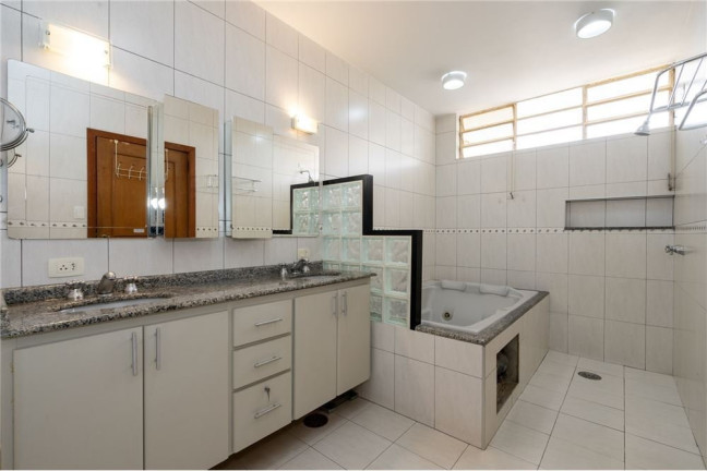 Imagem Casa com 3 Quartos à Venda, 285 m² em Moema - São Paulo