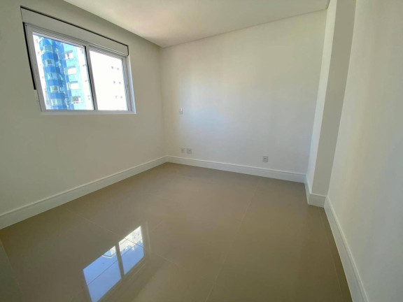 Imagem Apartamento com 3 Quartos à Venda, 116 m² em Centro - Balneário Camboriú