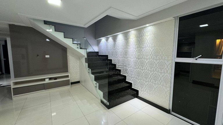 Imagem Cobertura com 3 Quartos à Venda, 214 m² em Nossa Senhora Das Graças - Volta Redonda Imagem Cobertura com 3 Quartos à Venda, 214 m² em Nossa Senhora Das Graças - Volta Redonda