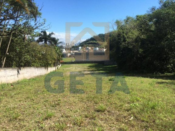 Imagem Terreno à Venda, 3.000 m² em Nova Esperança - Balneário Camboriú Imagem Terreno à Venda, 3.000 m² em Nova Esperança - Balneário Camboriú