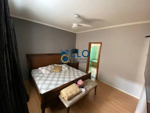 Imagem Casa com 5 Quartos à Venda, 330 m² em Embaré - Santos