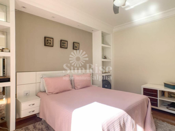 Imagem Casa com 3 Quartos à Venda, 300 m² em Residencial Morada Das Estrelas (aldeia Da Serra) - Barueri Imagem Casa com 3 Quartos à Venda, 300 m² em Residencial Morada Das Estrelas (aldeia Da Serra) - Barueri