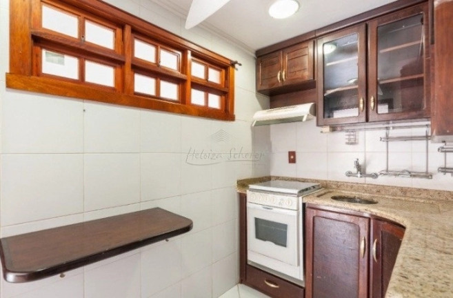 Imagem Casa com 3 Quartos à Venda, 167 m² em Sétimo Céu - Porto Alegre Imagem Casa com 3 Quartos à Venda, 167 m² em Sétimo Céu - Porto Alegre