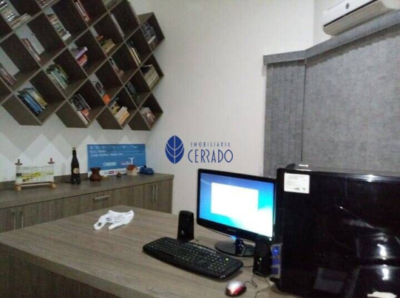 Imagem Casa com 4 Quartos à Venda, 480 m² em Zona Rural - Abadiânia Imagem Casa com 4 Quartos à Venda, 480 m² em Zona Rural - Abadiânia