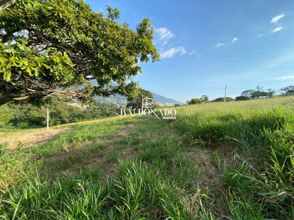 Terreno à Venda, 200 m² em Centro - Extrema