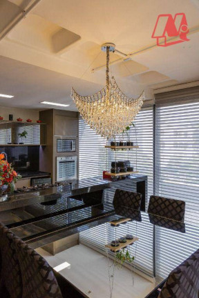 Imagem Apartamento com 3 Quartos à Venda, 131 m² em Petrópolis - Porto Alegre Imagem Apartamento com 3 Quartos à Venda, 131 m² em Petrópolis - Porto Alegre