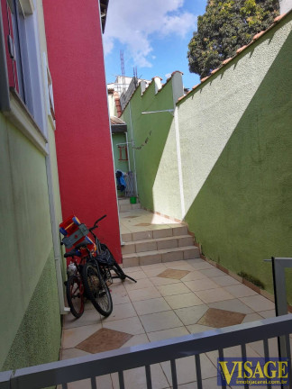 Imagem Casa com 3 Quartos à Venda, em Pq. Santo Antonio - Jacareí Imagem Casa com 3 Quartos à Venda, em Pq. Santo Antonio - Jacareí