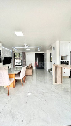 Imagem Casa com 4 Quartos à Venda, 206 m² em Três Rios Do Norte - Jaraguá Do Sul Imagem Casa com 4 Quartos à Venda, 206 m² em Três Rios Do Norte - Jaraguá Do Sul