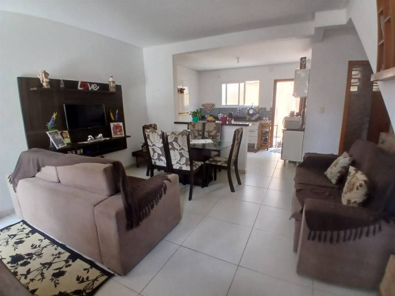 Imagem Sobrado com 2 Quartos à Venda, 82 m² em Maracana - Praia Grande Imagem Sobrado com 2 Quartos à Venda, 82 m² em Maracana - Praia Grande