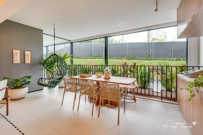 Imagem Apartamento com 3 Quartos à Venda, 100 m² em Serrinha - Goiânia