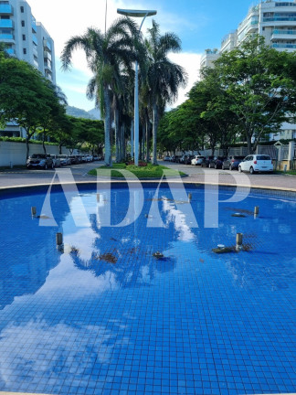 Imagem Casa com 5 Quartos à Venda, 300 m² em Barra Da Tijuca - Rio De Janeiro Imagem Casa com 5 Quartos à Venda, 300 m² em Barra Da Tijuca - Rio De Janeiro
