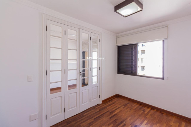 Imagem Imóvel com 2 Quartos para Alugar, 83 m² em Moema - São Paulo Imagem Imóvel com 2 Quartos para Alugar, 83 m² em Moema - São Paulo