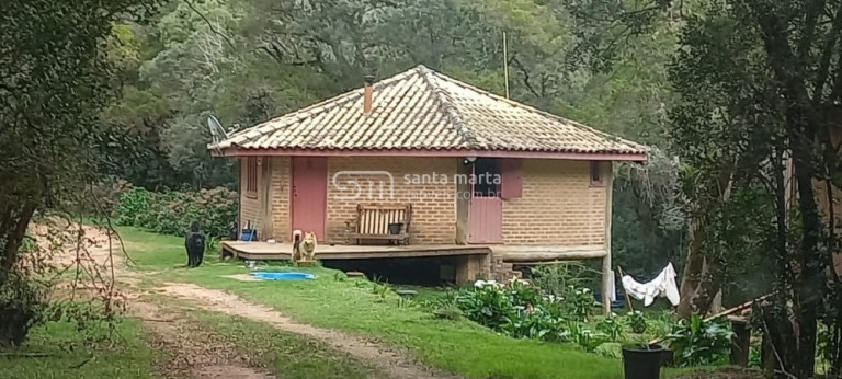 Imagem Imóvel com 2 Quartos à Venda, 980.000 m² em Bairro Do Charco - Delfim Moreira